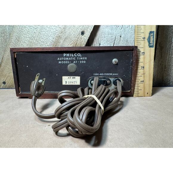 Philco Automatic Timer Clock Model AT-200 Designed To Use As An Appliance Timer - Picture 4 of 7